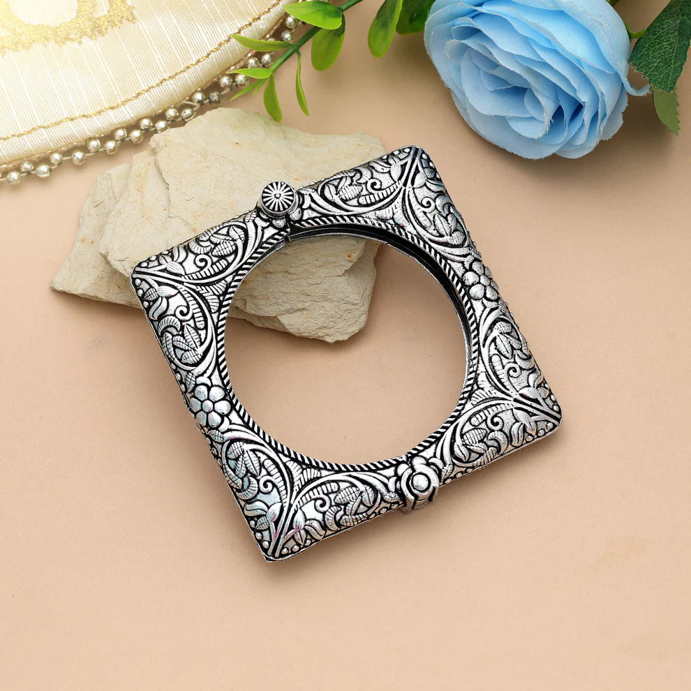 Elegant Silver Color Oxidised Openable Bracelet With Tribal Inspired Traditional Finish Artwork Design