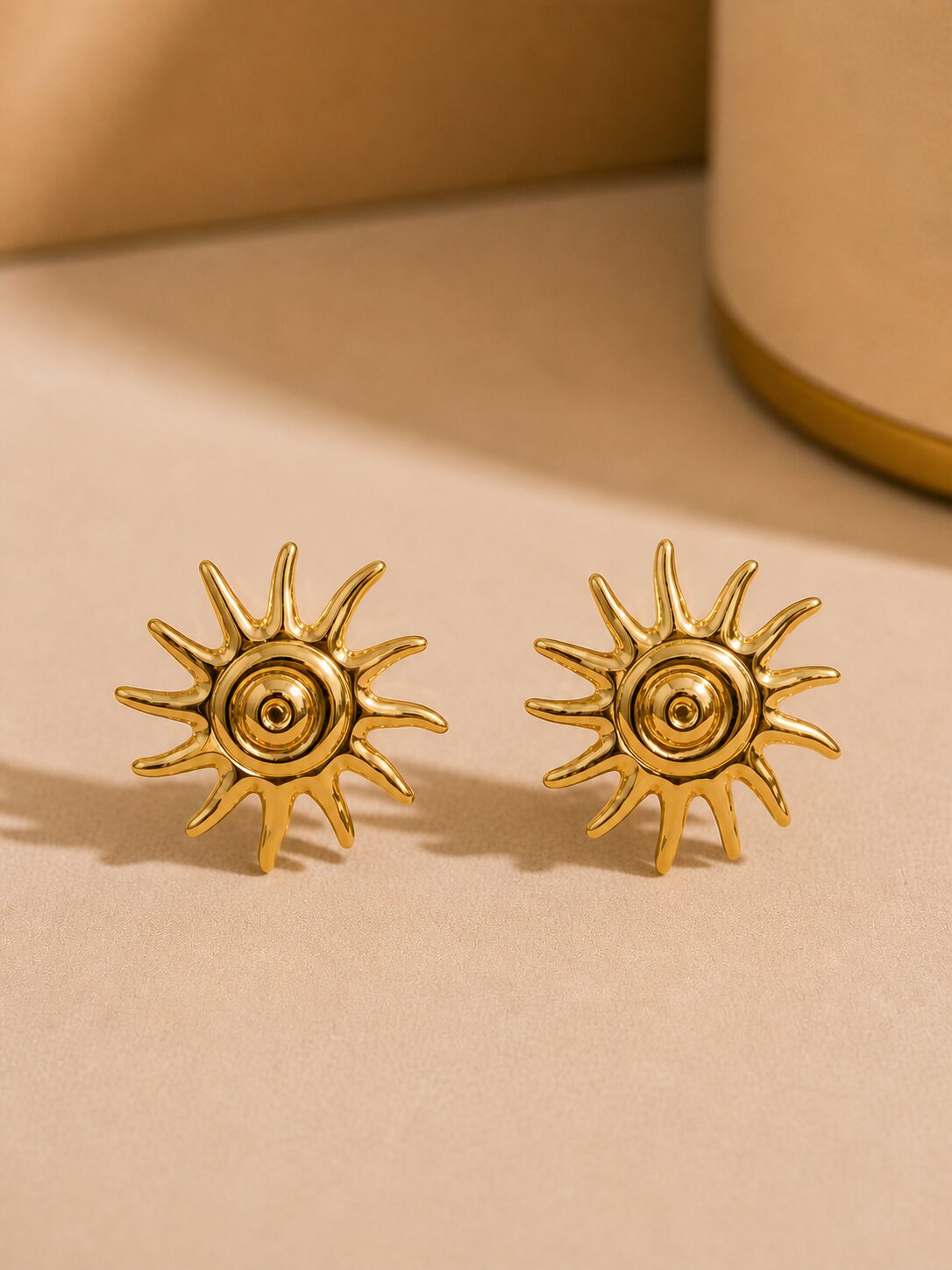 Rays Gold Anti tarnish earring