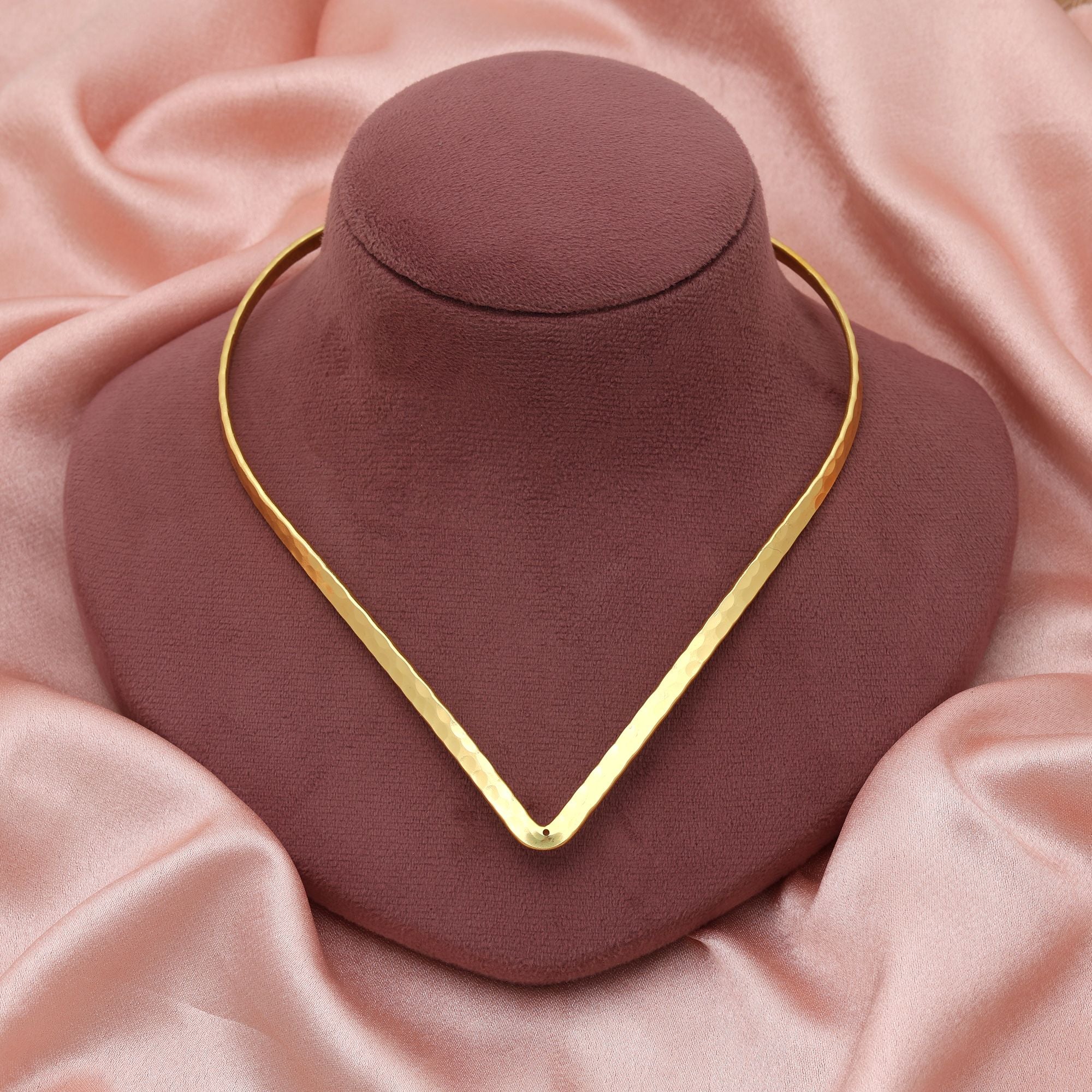 Gold Color Fashion Hansli Necklace Classic Ethnic Bridal Style Bold Choker Jewelry Piece - Gold