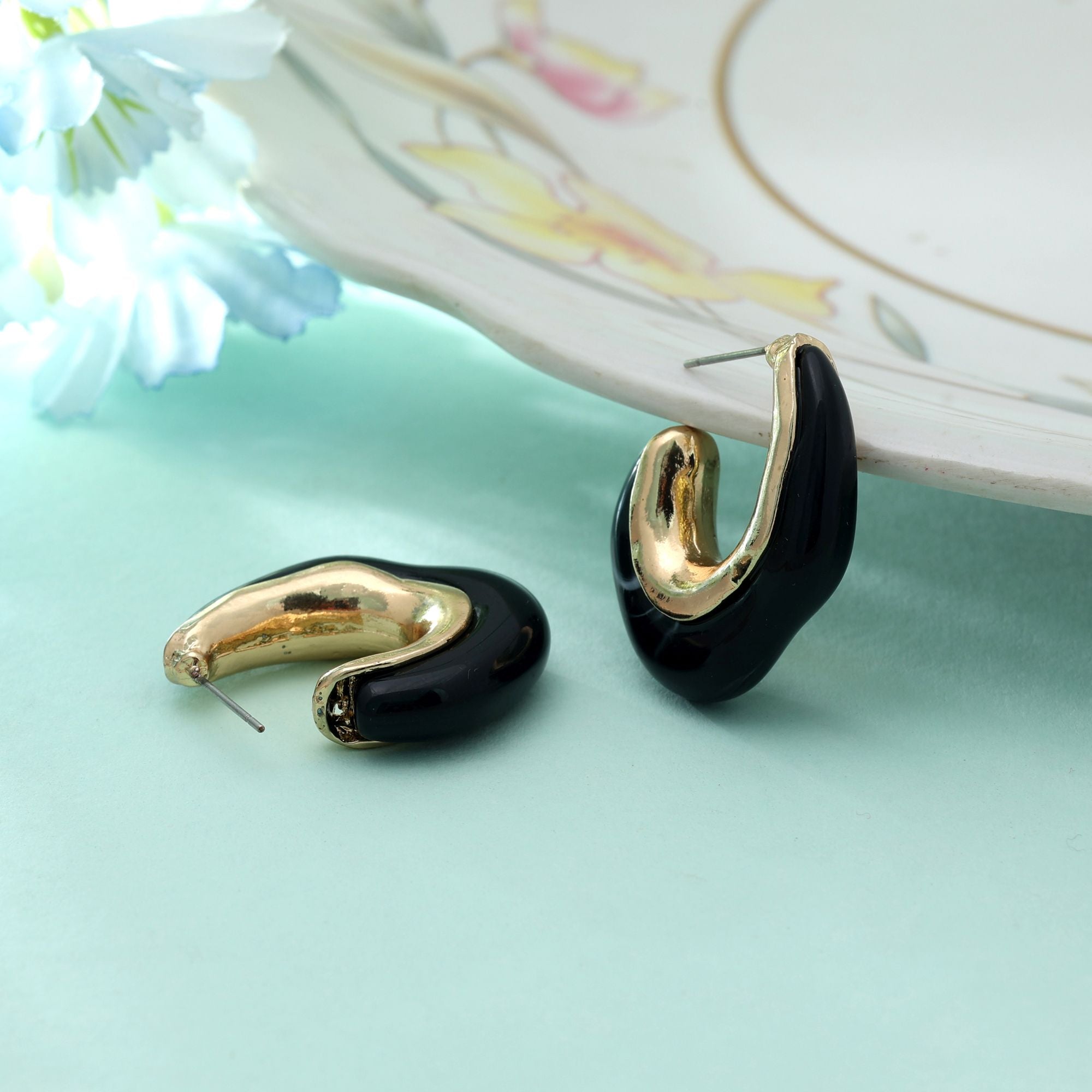 Black Color Antique Earrings Elegant Vintage Style Traditional Ethnic Statement Jewelry - Black