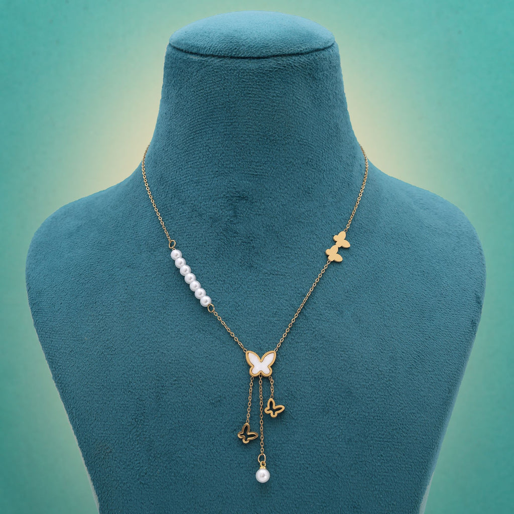 White Color Stainless Steel Anti Tarnish Necklace Offering Subtle Elegance And Durability