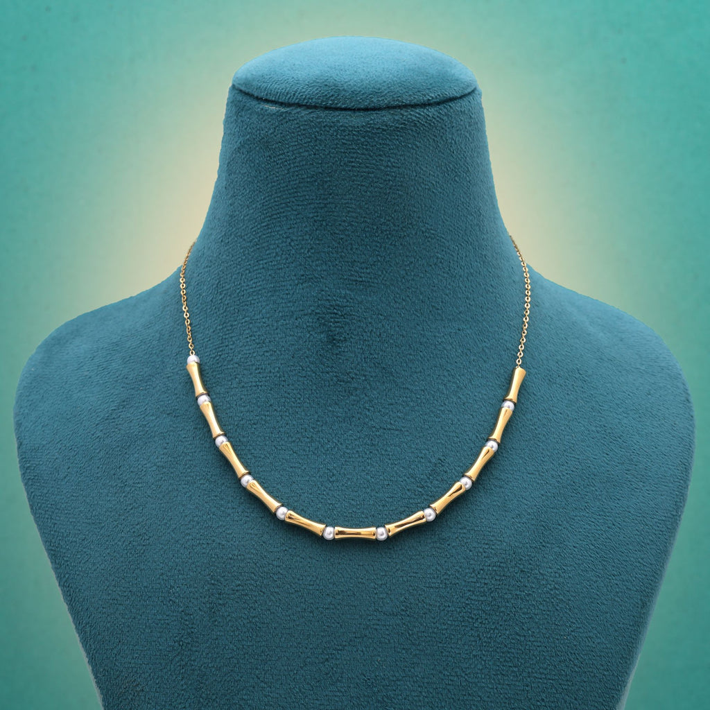 Gold Color Stainless Steel Anti Tarnish Necklace Perfect For Casual And Party Styling - Gold