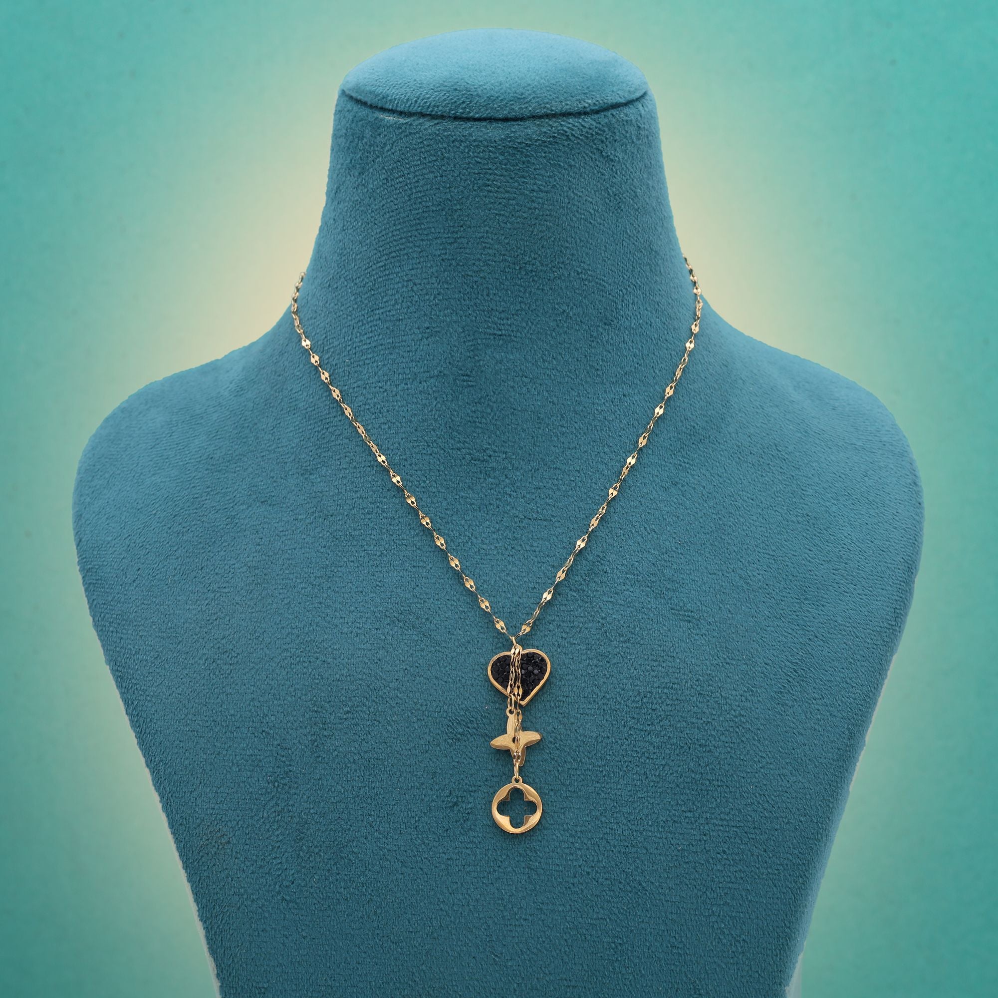 Black Color Stainless Steel Anti Tarnish Necklace Designed With Bold And Classy Appearance - Black
