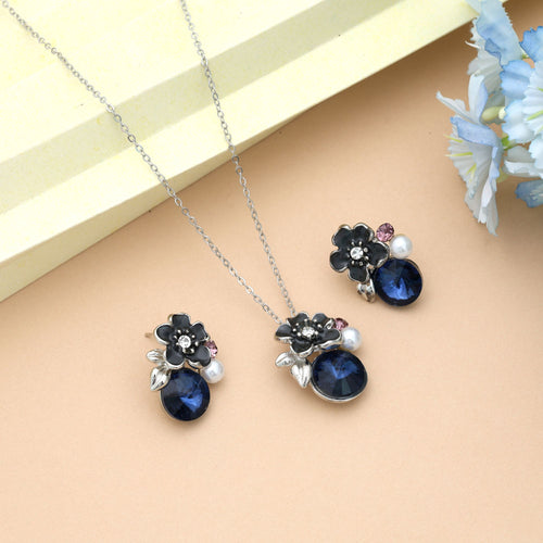 Blue Color Anti Tarnish Necklace Set With Trendy Fashion Party Wear Appeal