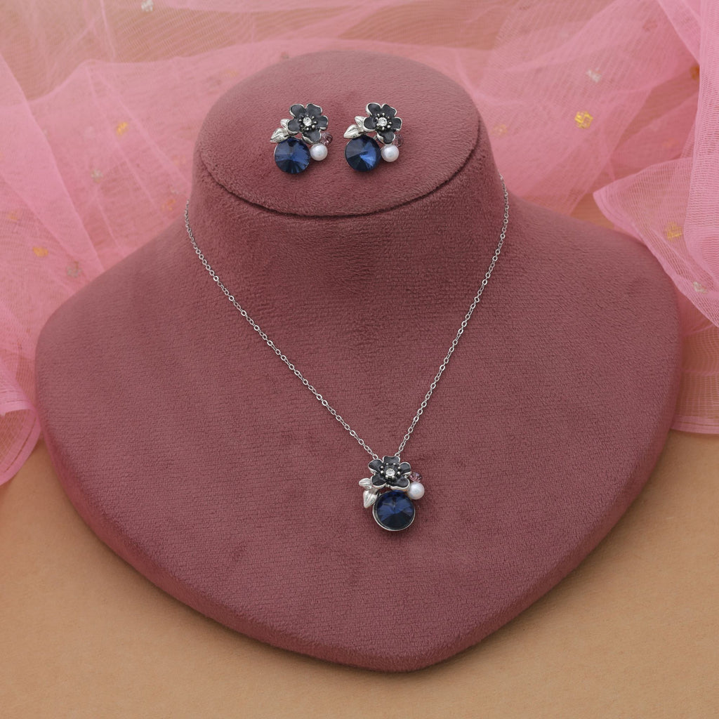 Blue Color Anti Tarnish Necklace Set With Trendy Fashion Party Wear Appeal