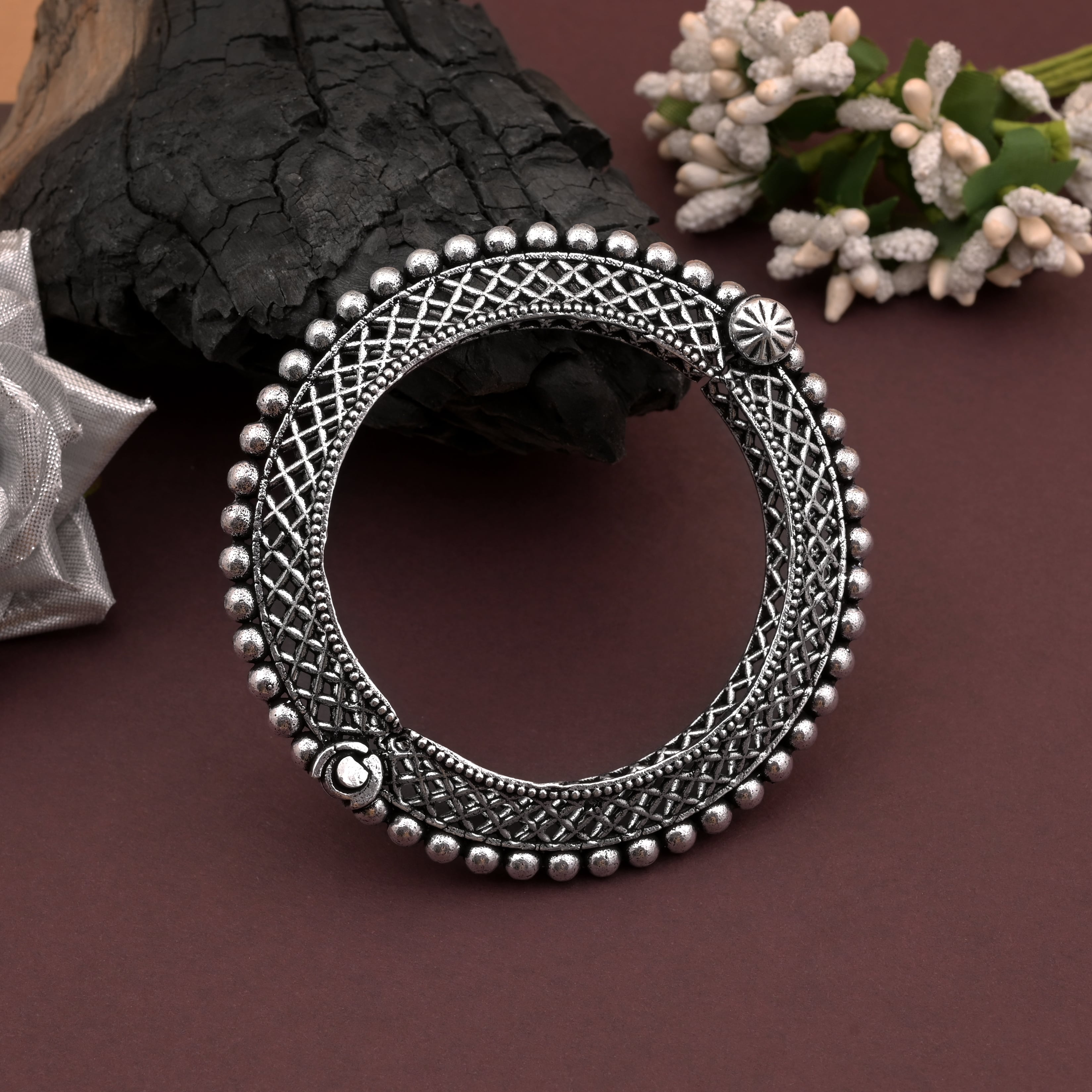 Antique Look Silver Color Oxidised Openable Bracelet With Bold Design - Silver