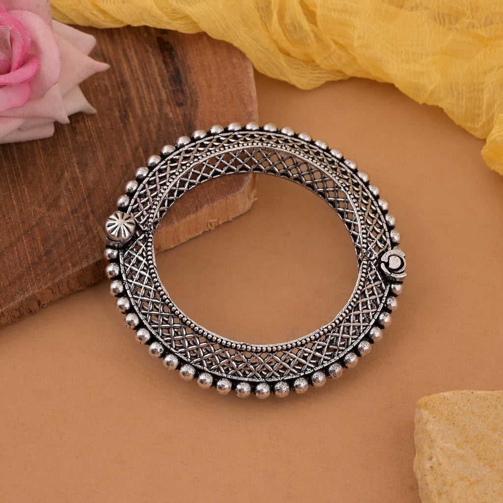 Antique Look Silver Color Oxidised Openable Bracelet With Bold Design - Silver