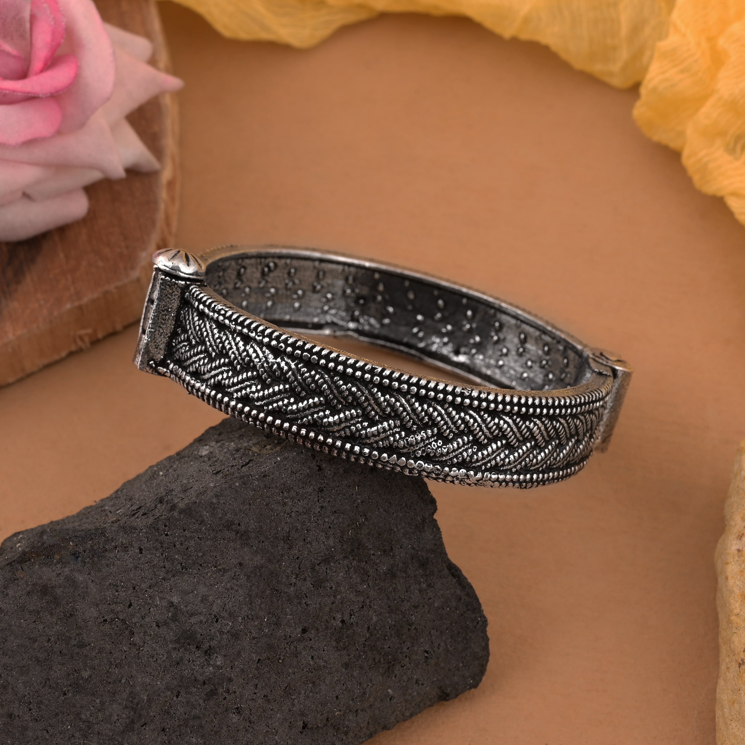 Unique Patterned Silver Color Oxidised Openable Bracelet With Handmade Finish - Silver