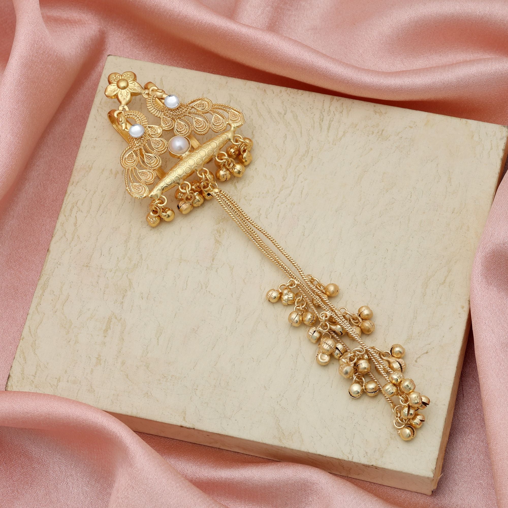 White Color Hair Pin Elegant Bridal Hair Jewelry Stylish Wedding Accessory - White