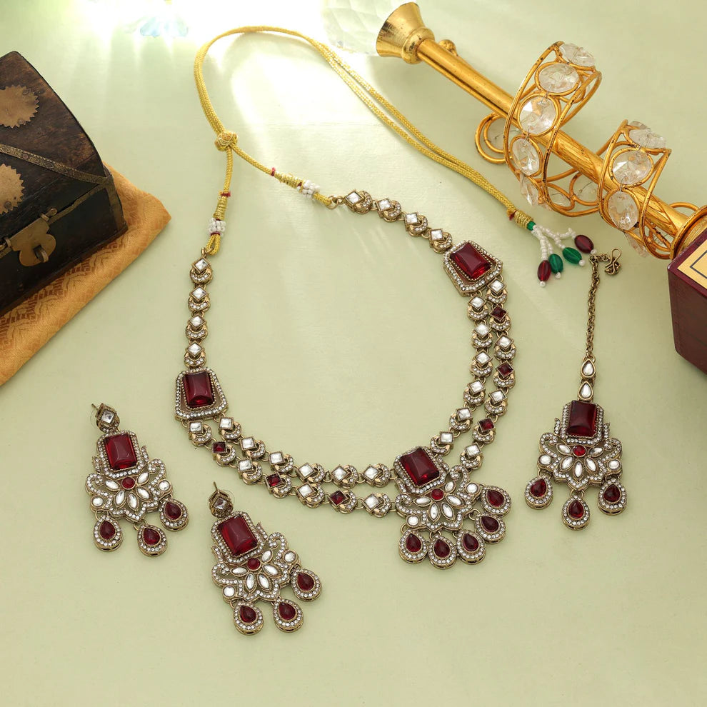 Elegant Kundan Necklace Set With Traditional Royal Ethnic Bridal Design