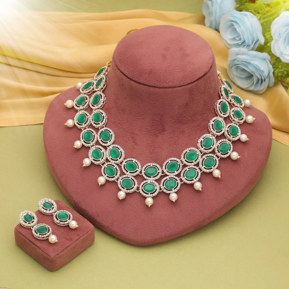 Attractive Green Color Kundan Necklace Set For Traditional Wedding Party Wear