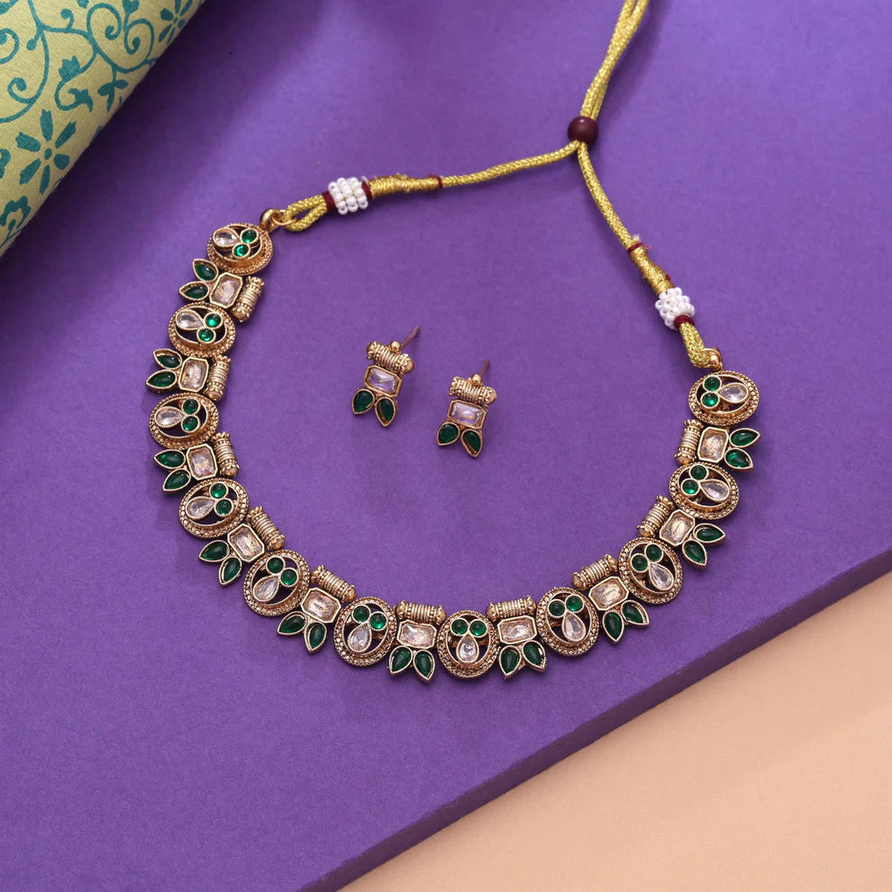 Kundan Necklace Set with Designer Craftsmanship