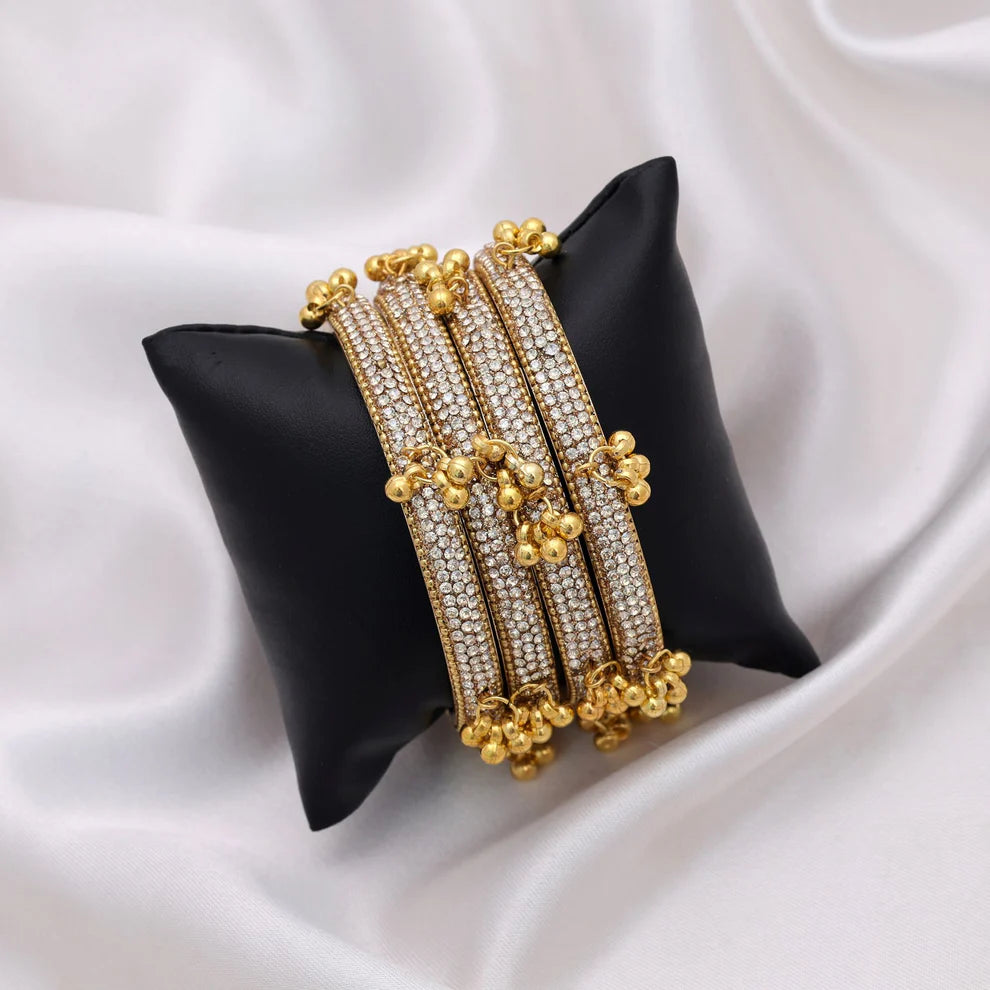 Gold Color 1 Set Of Fashion Bangle Size: 2.4